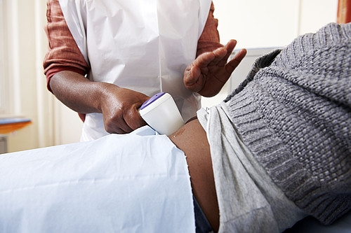 Patient having an ultrasound scan.