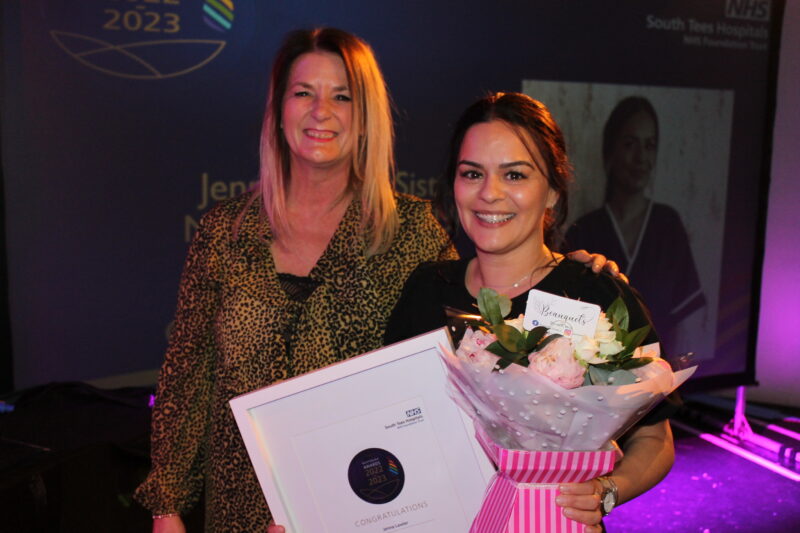 Nightingale 2023 overall winner Jenna Lawler (right) deputy chief nurse Lindsay Garcia