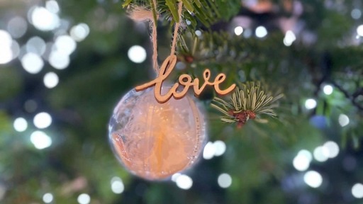 Christmas memorial bauble