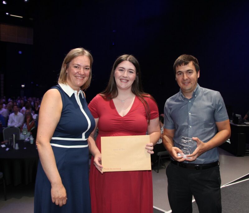 Group chief nursing officer. Emma Nunez presenting an award to the specialist weight management service