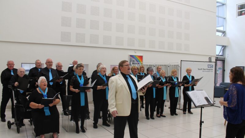 Terry Bytheway and The Odell Choir