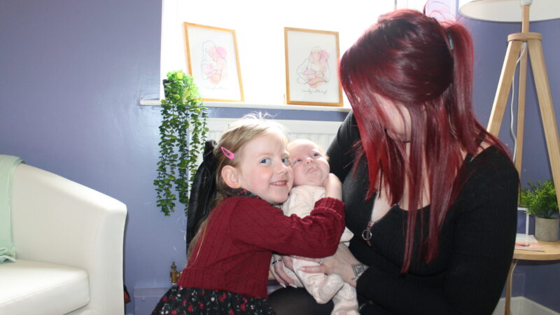 Jessi Jones with her children Azalea Elizabeth (5) and Freyja Rose (2 weeks)