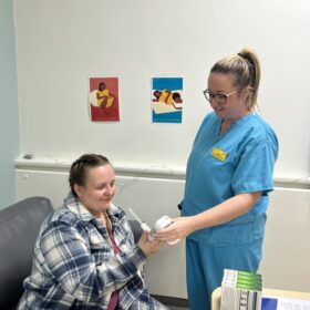 Karolina Brodoceanu and Rebecca Eason