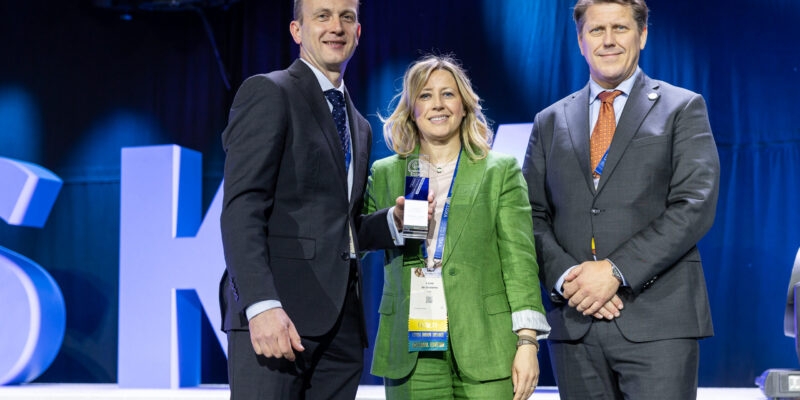 Mr Cattell (left) receiving his ESSKA Award